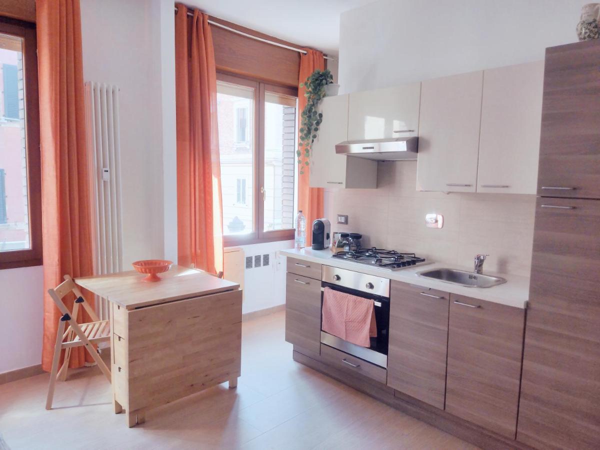 Behome Apartment Holidays Bolonia Exterior foto